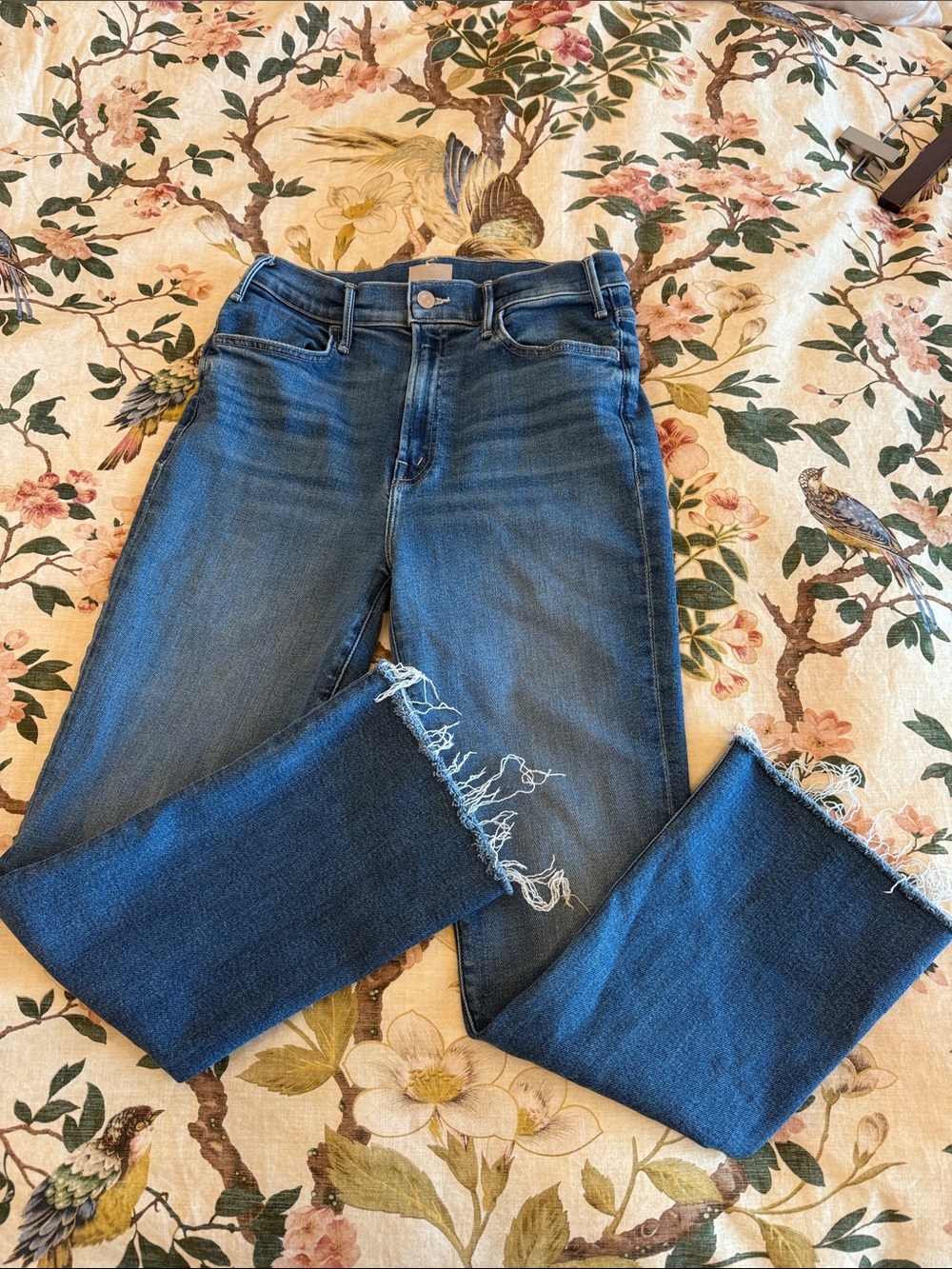 MOTHER Dark Blue High-Rise Cropped Jeans with Frayed Hem